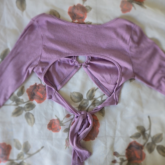 Purple top - Picture 2 of 2